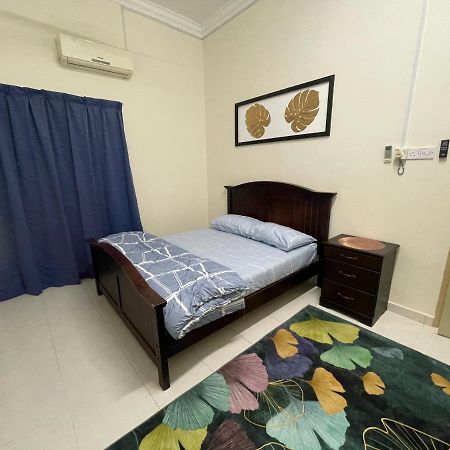 No 61 Nazirin Homestay Tmn Indah Raya 2 Manjung لومو المظهر الخارجي الصورة